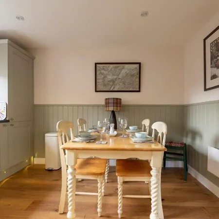 Celt Cottage Inverness Exterior photo